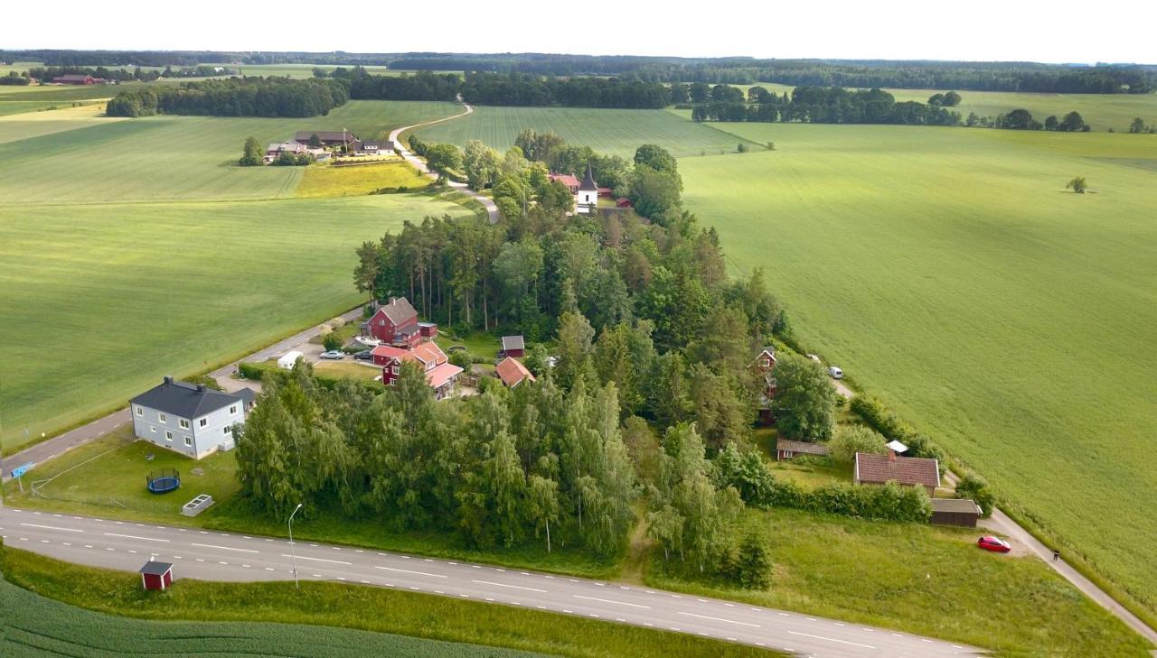 The Cozy Little House Bed and Breakfast Motala Buitenkant foto